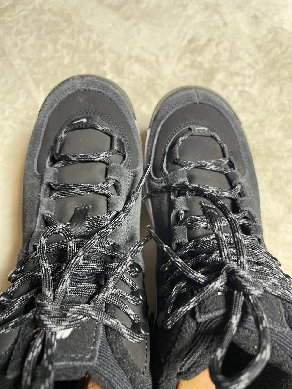 Nike City Classic Black and White Women's Trail Sneakers Size 5